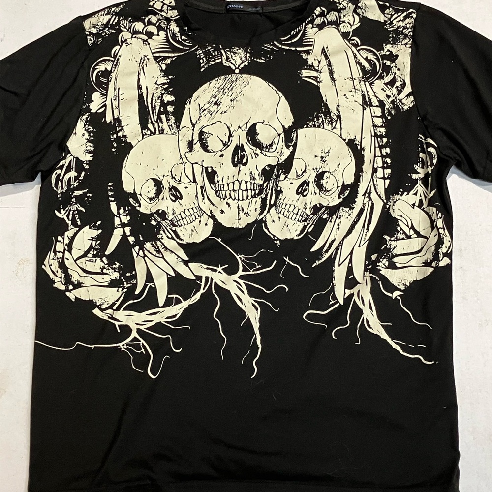 ROMWE Black and Cream Triple Skull Tee